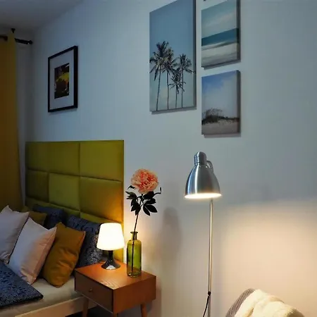 Amarillo 2 *